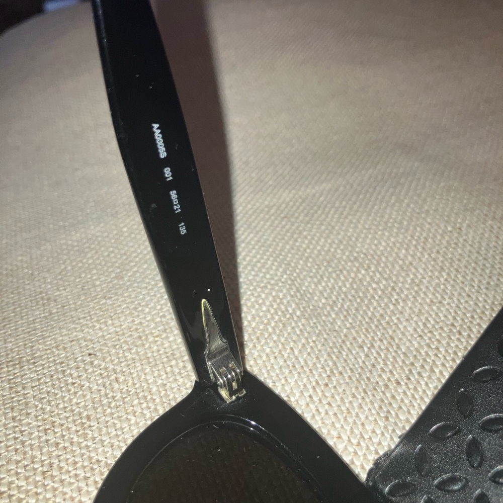 ALAIA Cat Eye Sunglasses - Picture 5 of 10